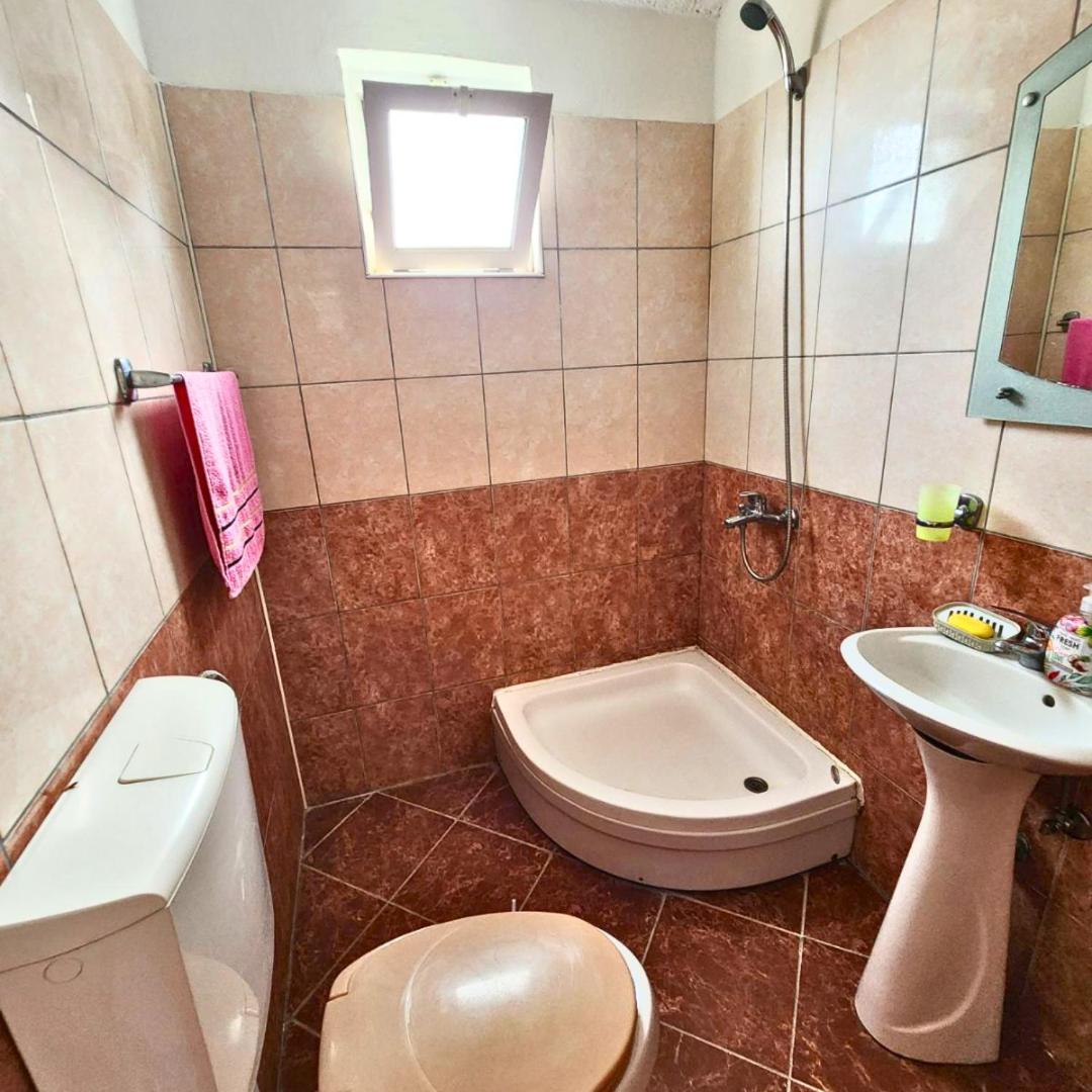 Adriatic Sea View Rooms Ulcinj Exterior photo